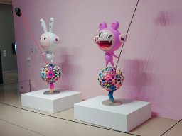 Ausstellung Niki. Kusama. Murakami